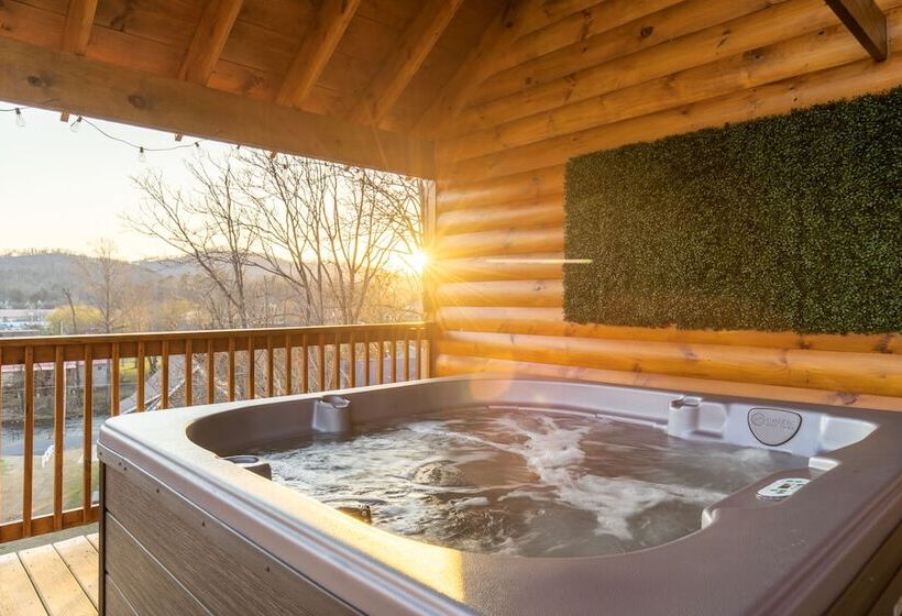 Parkway Paradise W Private Hot Tub