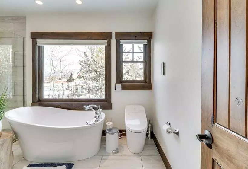 Peaceful Whitefish Home W/ Deck   Pets Welcome!