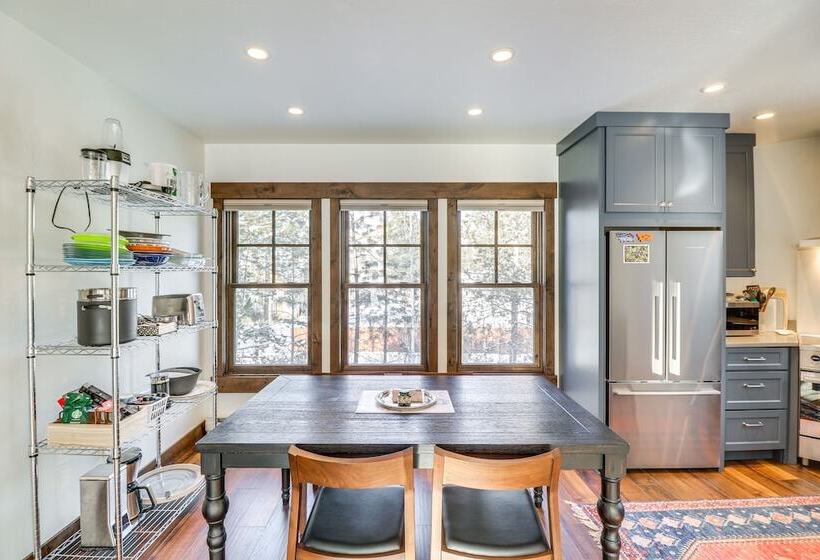 Peaceful Whitefish Home W/ Deck Pets Welcome!