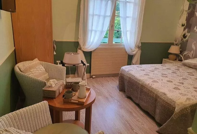 ペンション Les Feuillantines