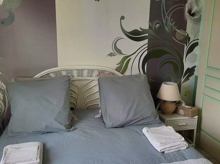 ペンション Les Feuillantines