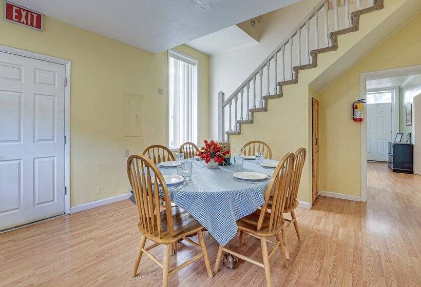 Remodeled Pioneer Home In Hurricane W/ Patio!