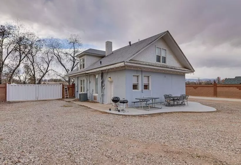Remodeled Pioneer Home In Hurricane W/ Patio!