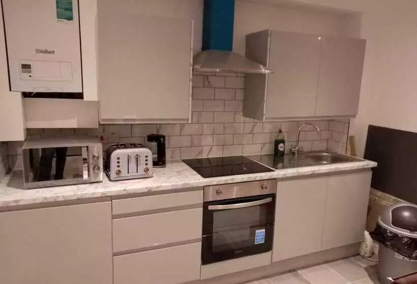 Residenssi Inviting, Relaxing, 2 Bed House Hampstead London