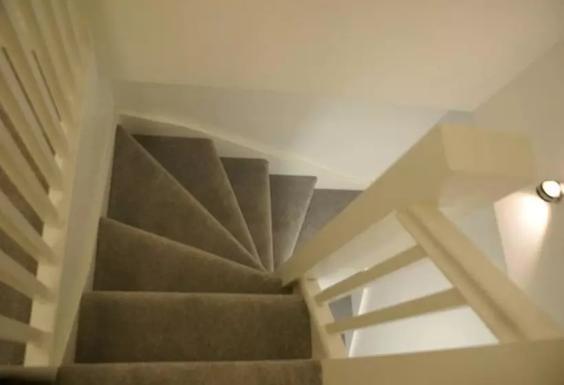 Residenssi Inviting, Relaxing, 2 Bed House Hampstead London