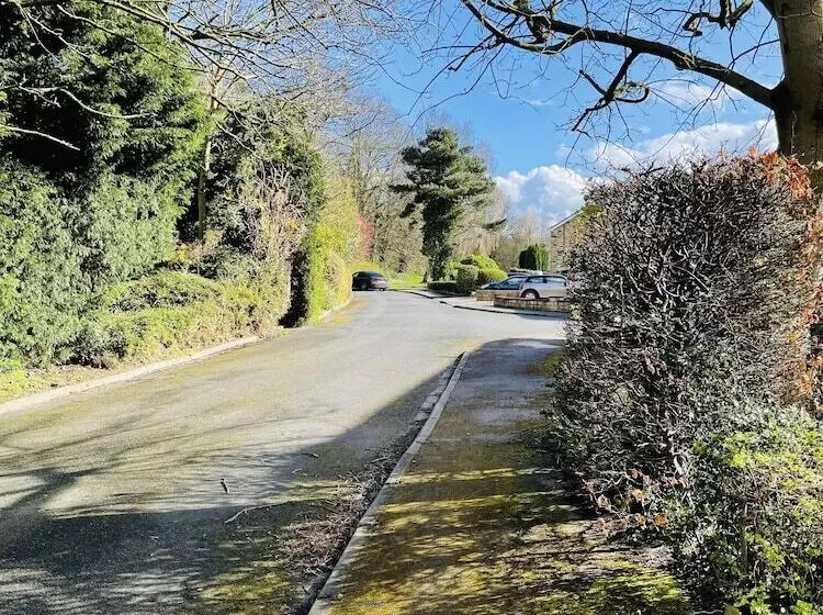 Residenssi 4 Bed House In Wetherby, Sleeps 8, Near York