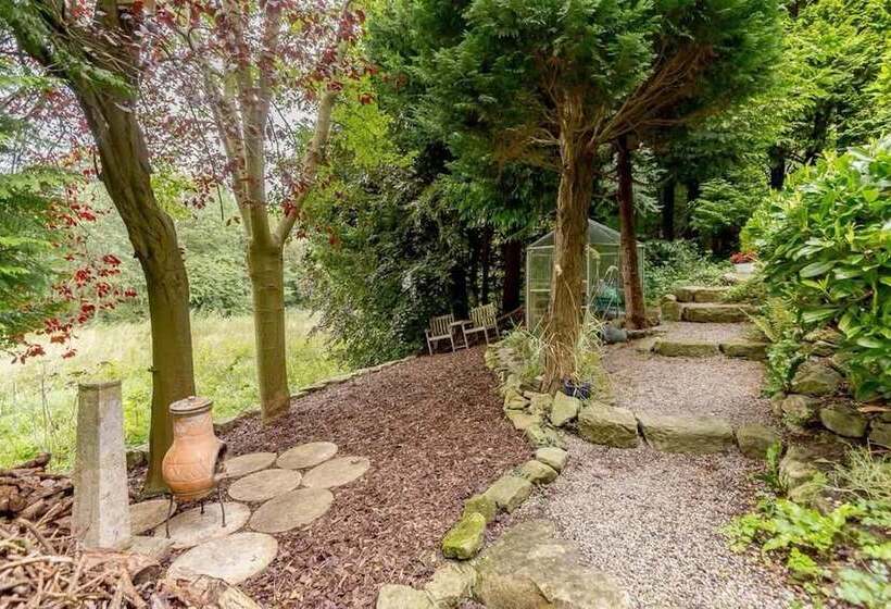 Rezydencja 4 Bed House In Wetherby, Sleeps 8, Near York