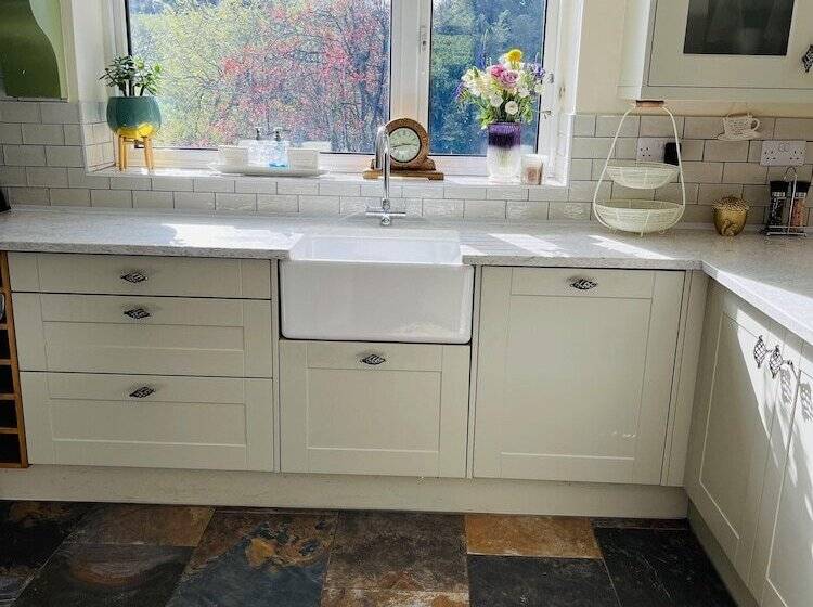 Rezydencja 4 Bed House In Wetherby, Sleeps 8, Near York