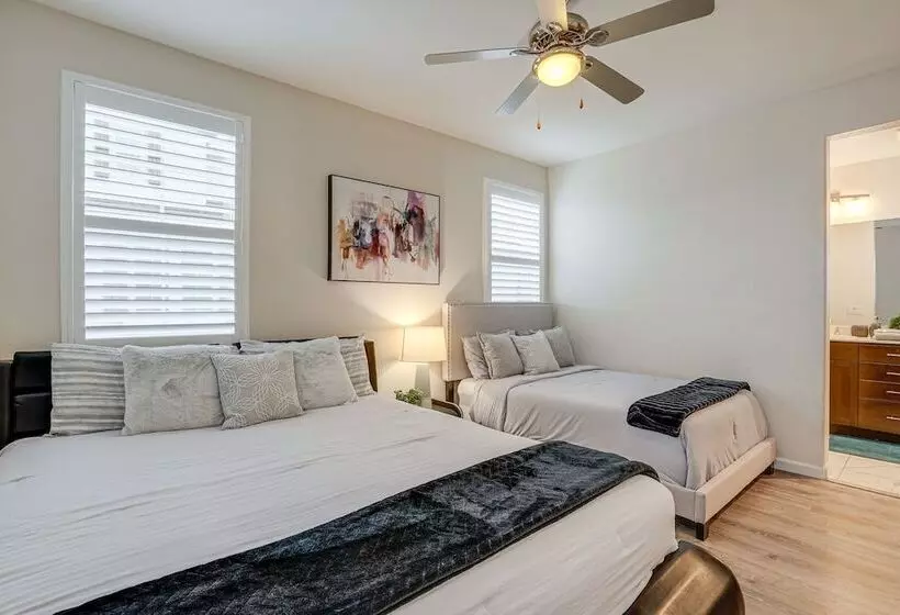 Richmond Vacation Rental: 1 Mi To Shoreline