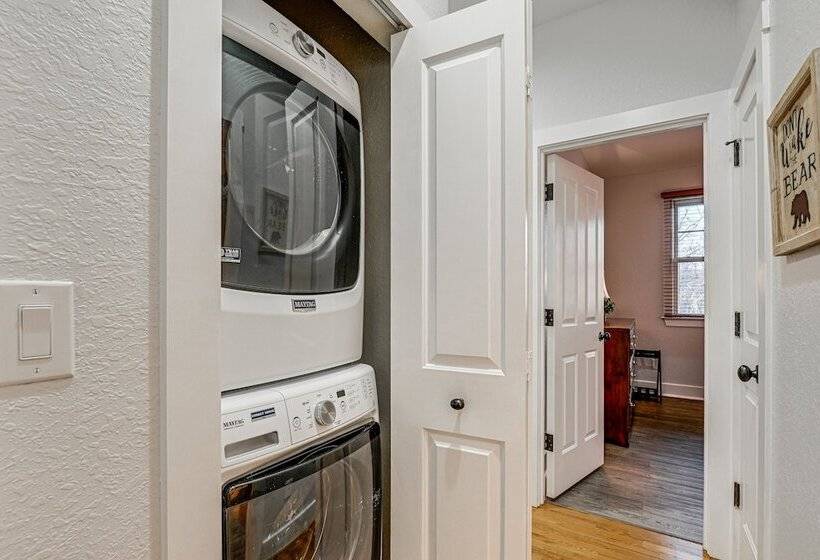 Tuckasegee Cabin ~ 3 Mi To Bear Lake!