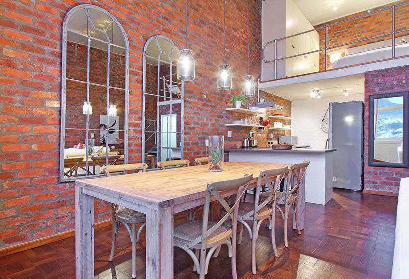 Afribode Acc Mountain View Loft