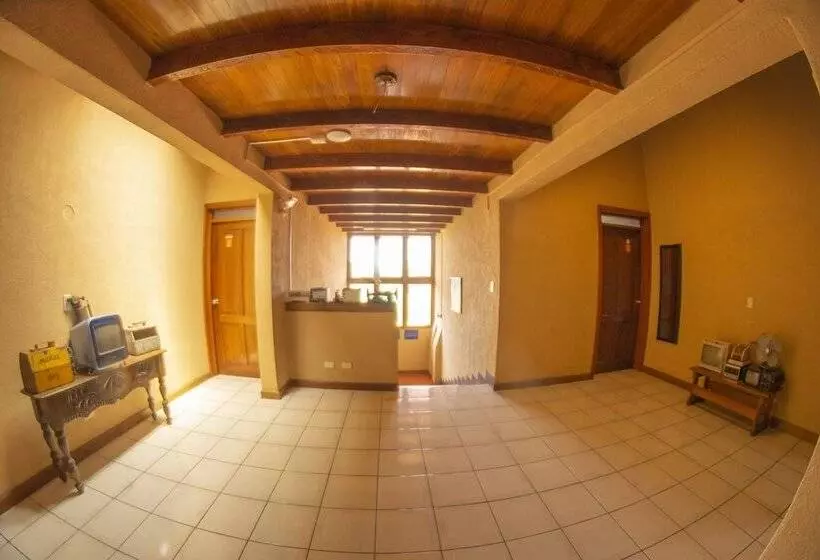 هاستل Euro Hostal