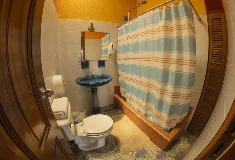 هاستل Euro Hostal