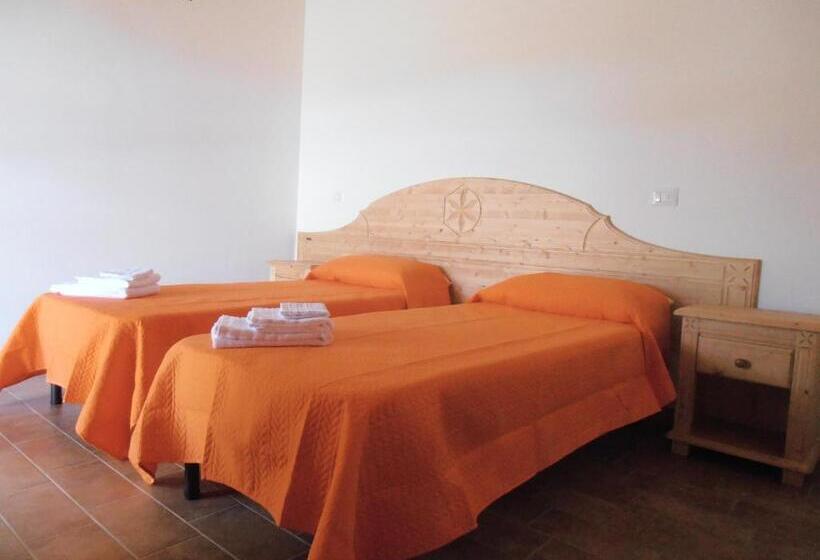 住宿加早餐  Azienda Agrituristica La Janna Di La Faj