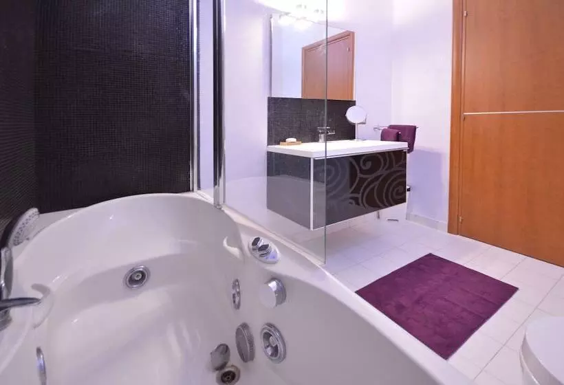 ベッドアンドブレックファースト Mar Dei Poeti Luxury Suites