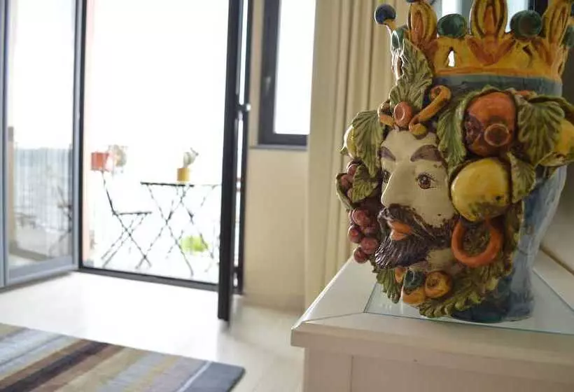 ベッドアンドブレックファースト Mar Dei Poeti Luxury Suites