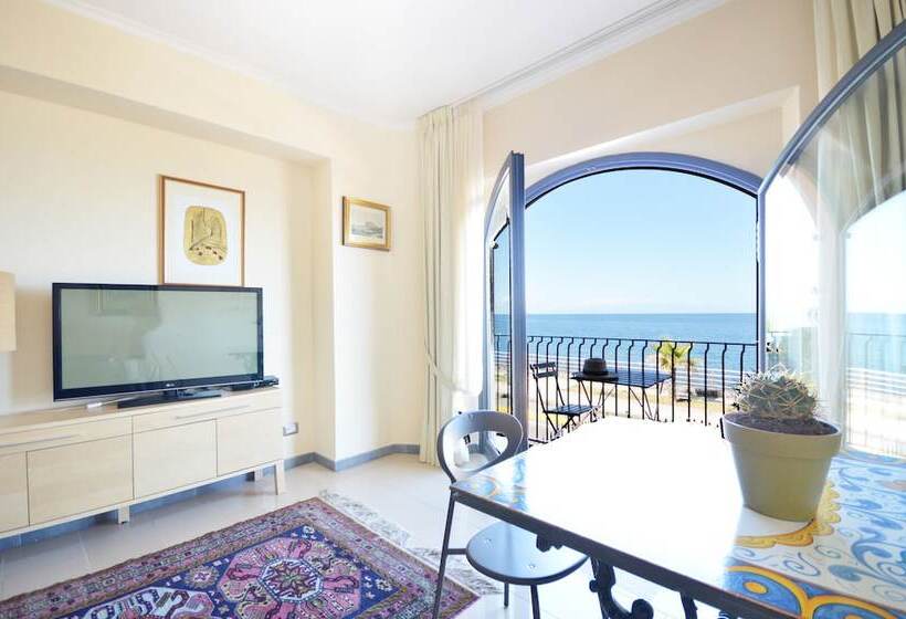 住宿加早餐  Mar Dei Poeti   Luxury Suites