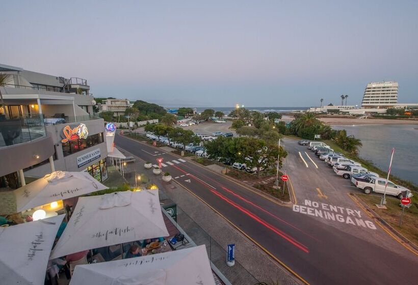 مبيت وإفطار Plett Beachfront Accommodation