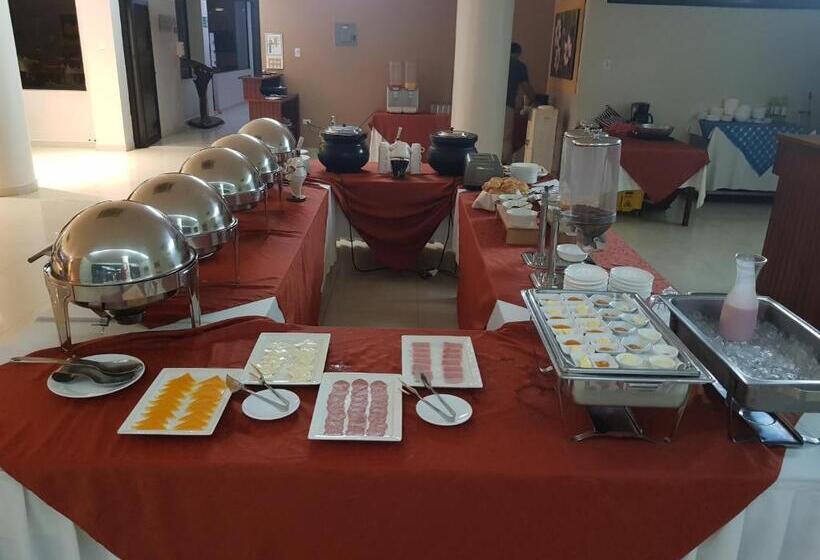 Gran Hotel De Lago El Coca