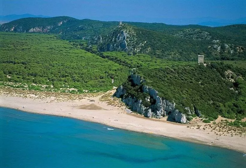 هتل Agriturismo La Pulledraia