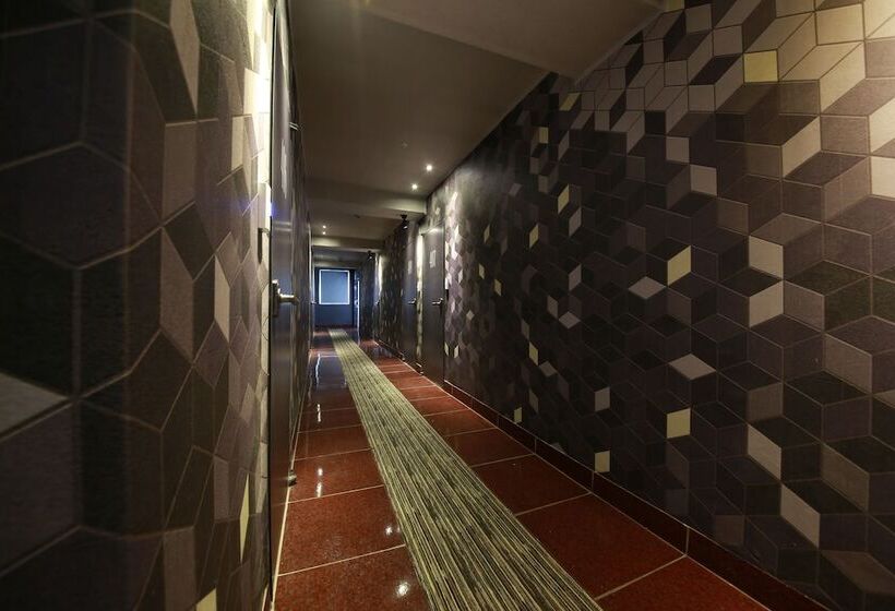 Blanc Hotel Cheongju