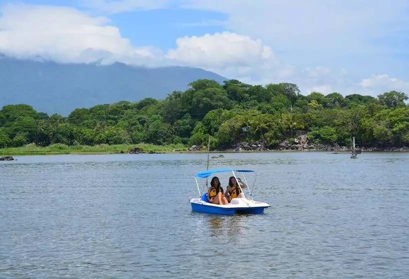 ホテル El Reith Lake