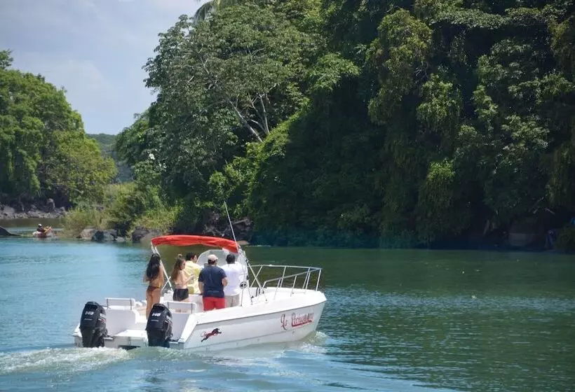 ホテル El Reith Lake