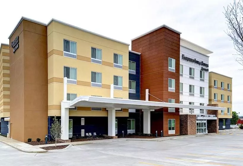 ホテル Fairfield Inn & Suites By Marriott Nashville Downtown Metrocenter