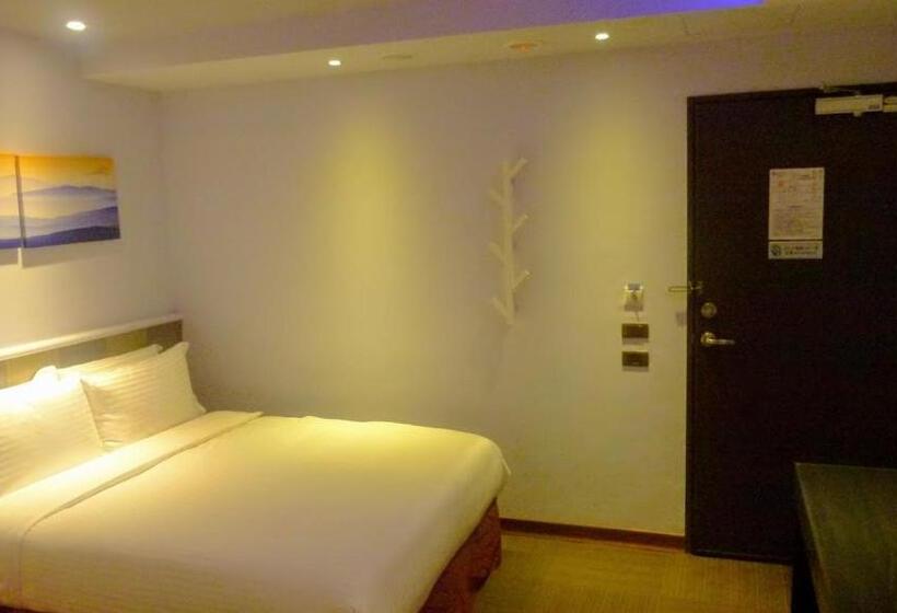 Macchi Hotel Taipei