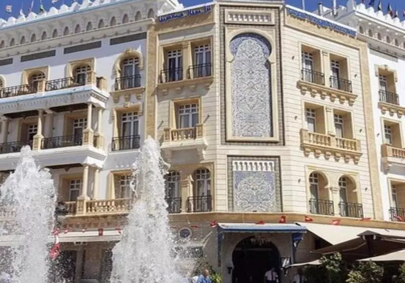 هتل Royal Victoria   Ex British Embassy