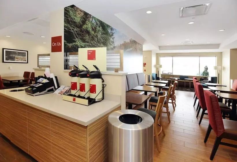 Hotelli Towneplace Suites By Marriott Grove City Mercer/outlets