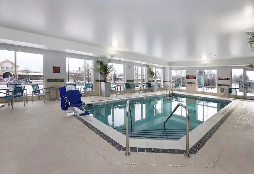 Hotelli Towneplace Suites By Marriott Grove City Mercer/outlets
