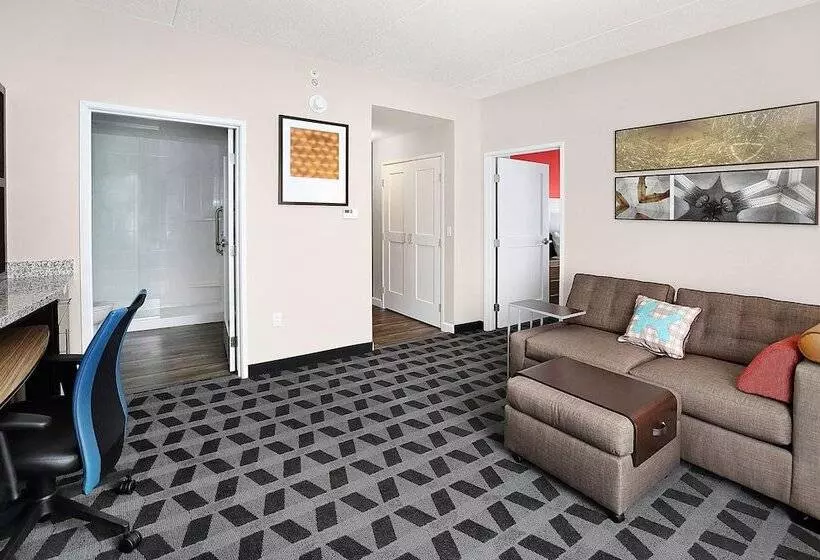 Hotelli Towneplace Suites By Marriott Grove City Mercer/outlets