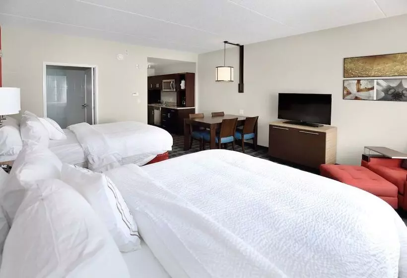 Hotelli Towneplace Suites By Marriott Grove City Mercer/outlets