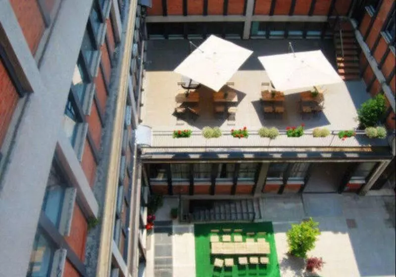 Mio Hostel