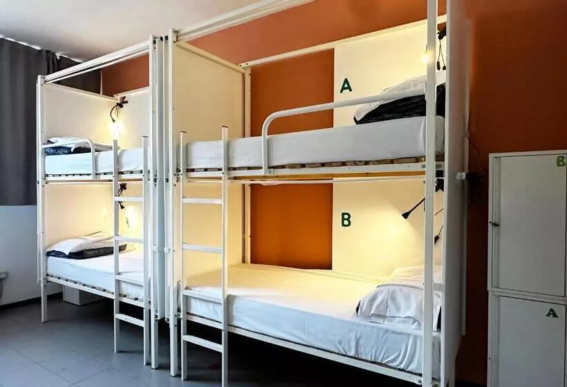 Mio Hostel