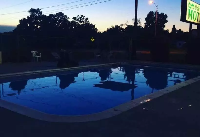 Oak Park Motel