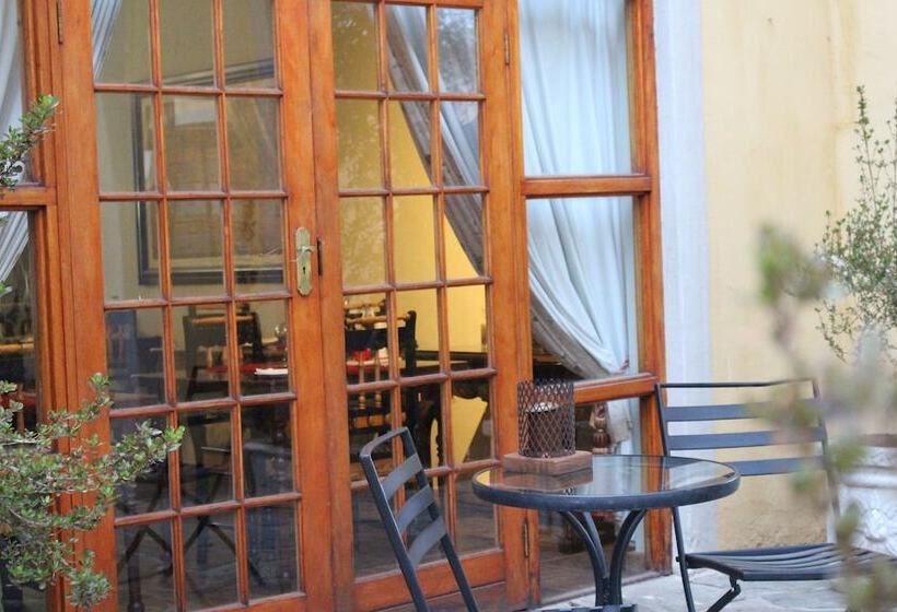 بنسيون 17 On Bird Guest House