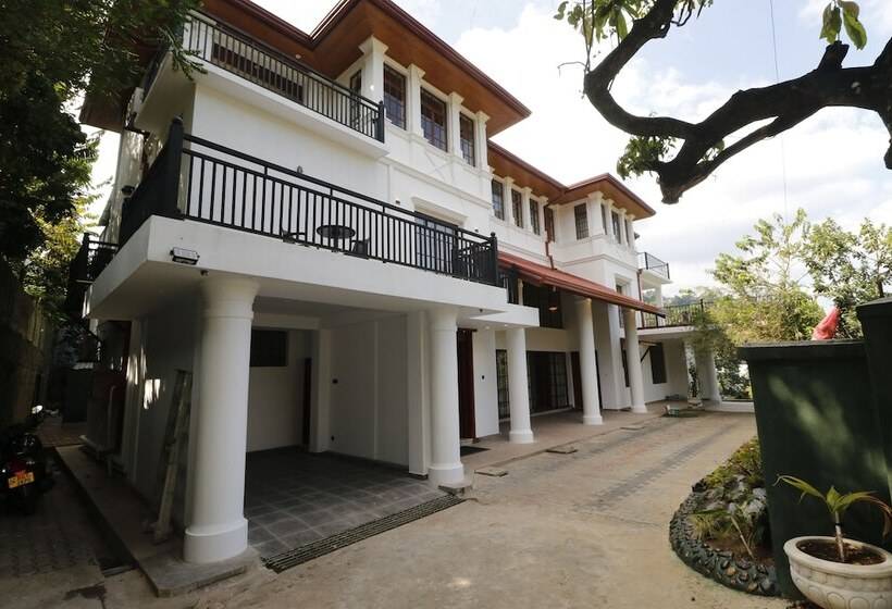 Pensiune King Of Kandy