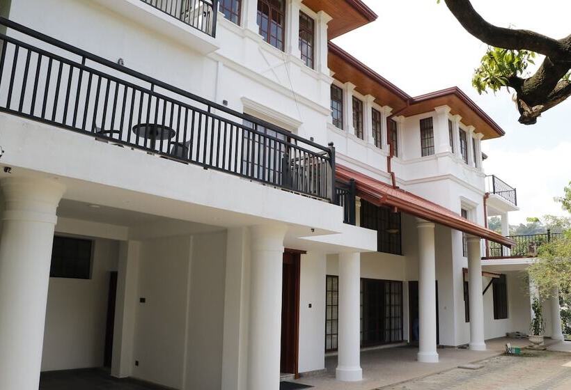 Pensiune King Of Kandy