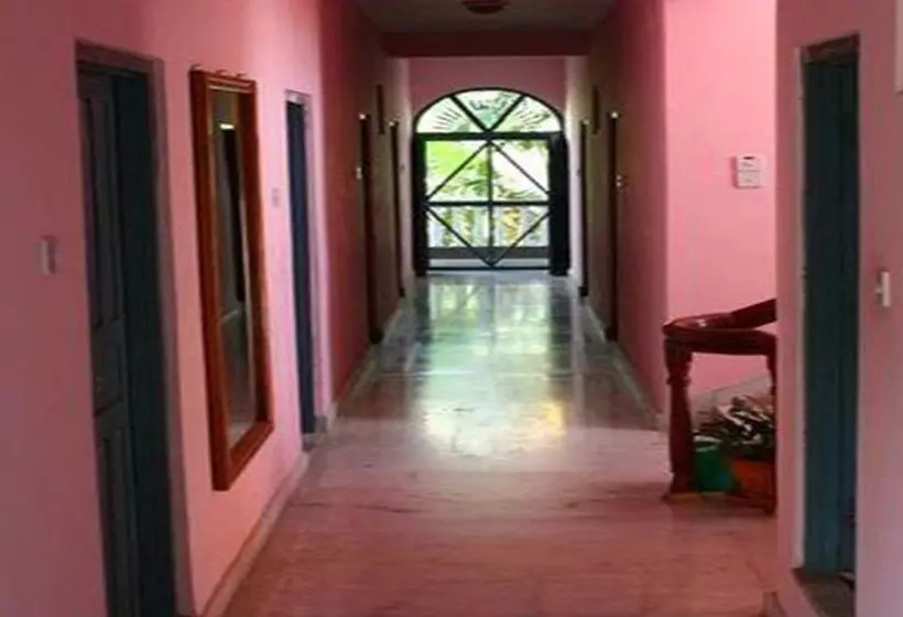 پانسیون Sacred Valley Inn