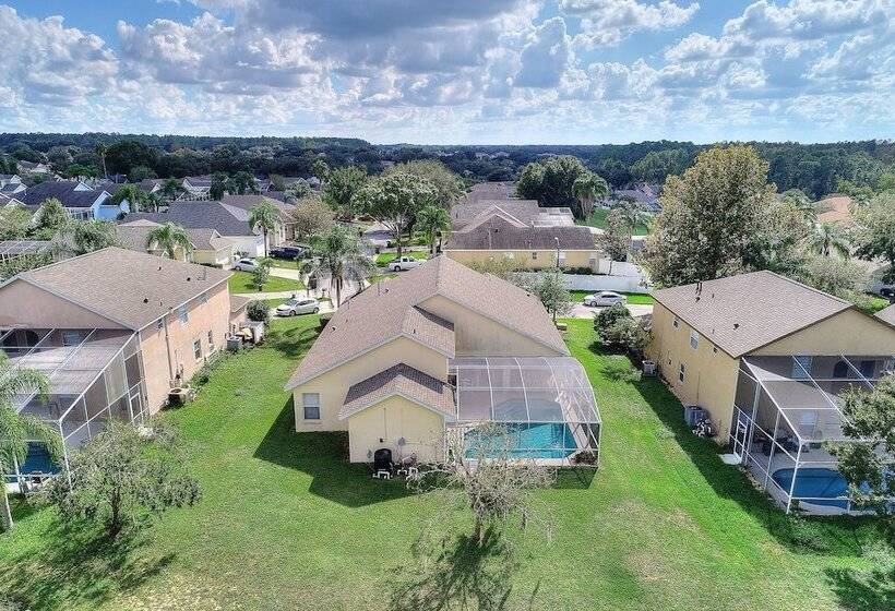 5 Bed Large Pool And Games Room #801