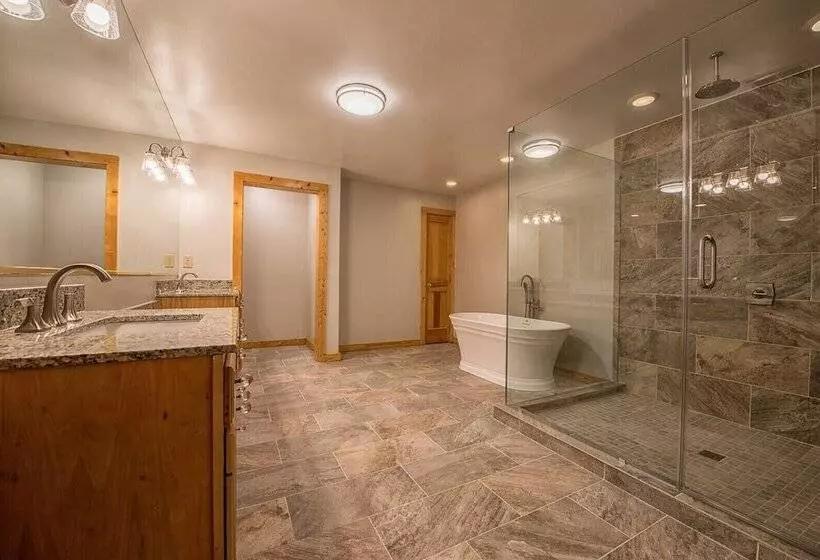 Azalea Retreat  The Lodge By Avantstay Best View