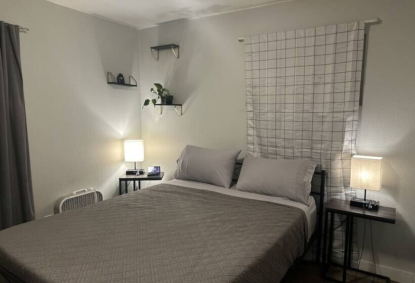 ベッドアンドブレックファースト Tacoma Homestay