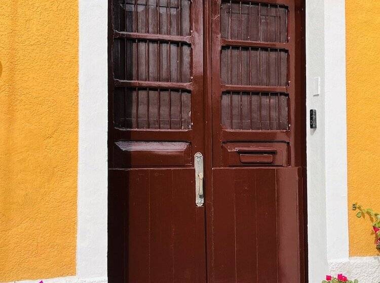 Bed and Breakfast Casa Tres Colibries