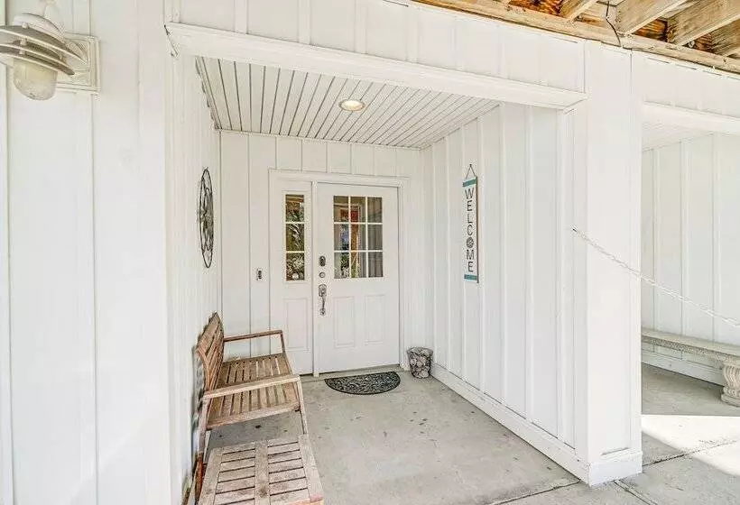 Breezy Kure Beach Home   Walk To Pier & Ocean!