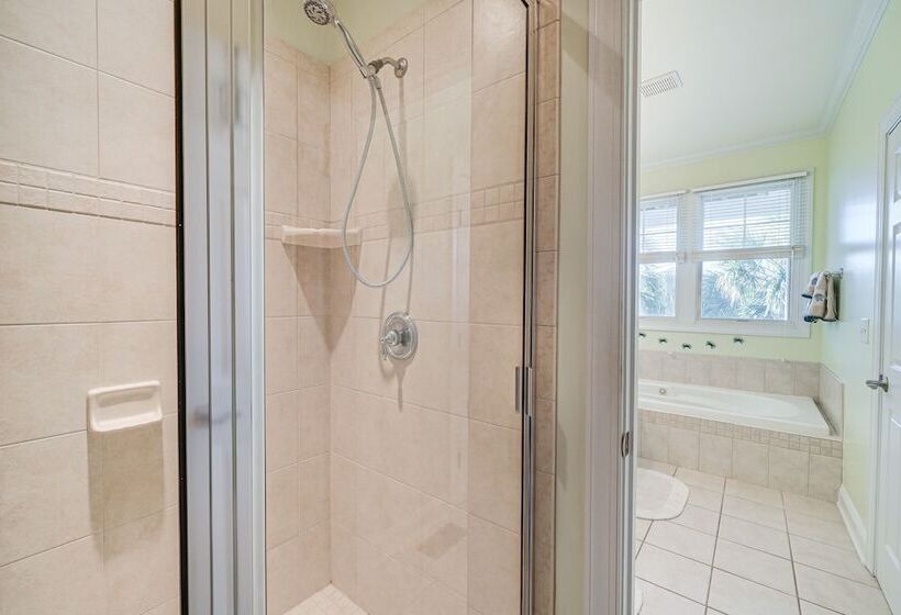 Breezy Kure Beach Home   Walk To Pier & Ocean!