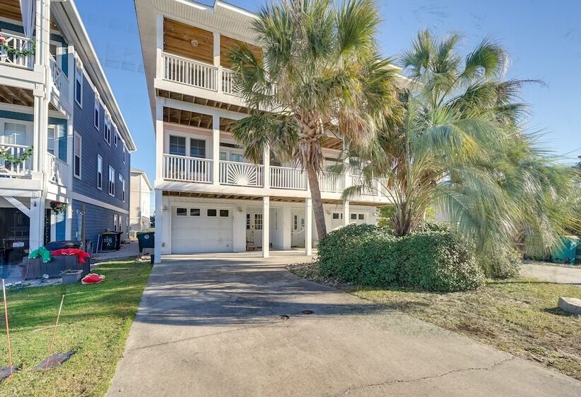 Breezy Kure Beach Home   Walk To Pier & Ocean!