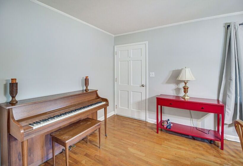 Bright Cartersville Home W/ Fire Pit & Sunroom!