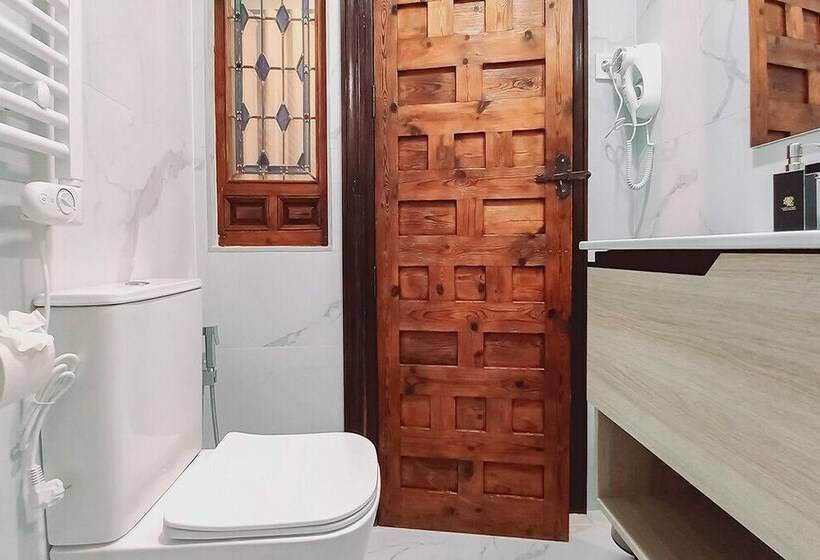 Casón De Los López Apartments